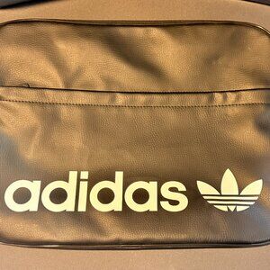 Adidas archive airline bag